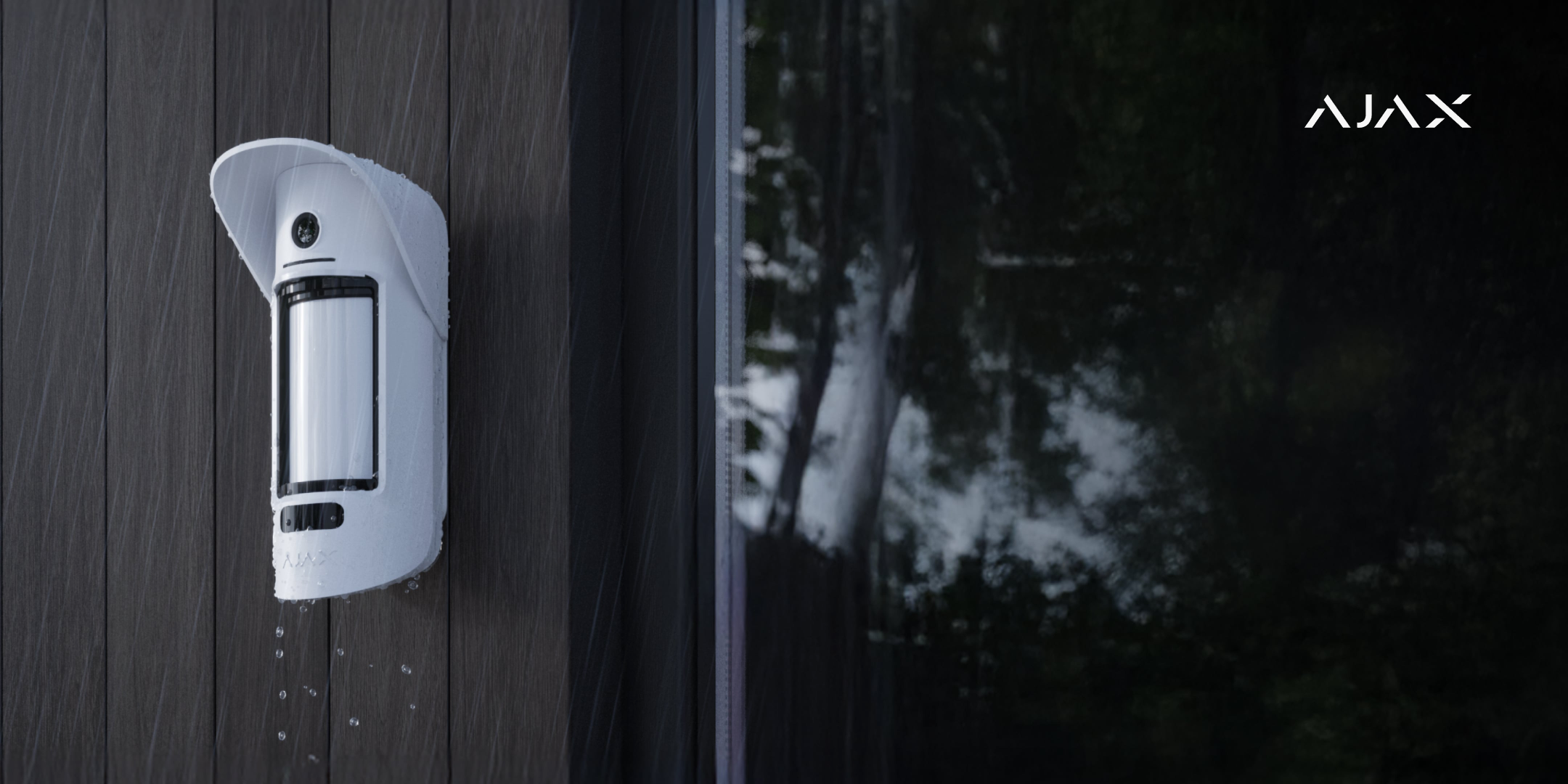 AJAX MotionProtect Outdoor Cam — détection périmétrique extérieure sous la pluie